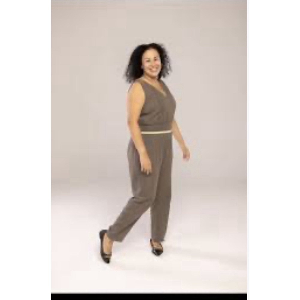 cortelle Linen Jumpsuit Sz M Brown Pockets Beach Lagenlook Coastal